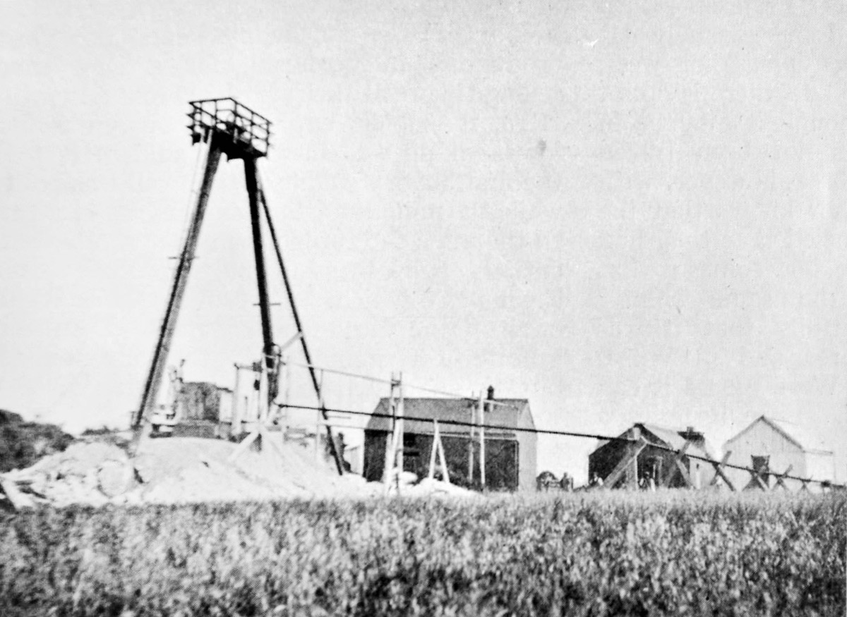 Colonel's Shaft, East Wheal Lovell in the late 1920s. The last workings of East Wheal Lovell Mine.