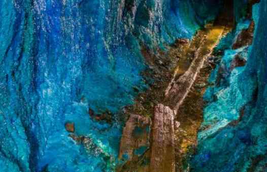 The incredible Blue Mine of Tretharrup in Cornwall. Some of the best developed copper secondaries in the country.